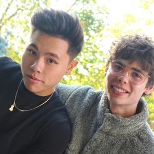 Meet your Posher, Devin